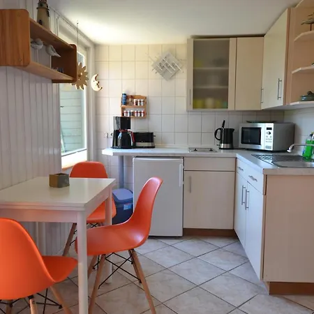 別荘 Ostseebad Feldweg 23 *